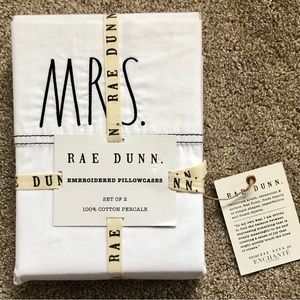 NWT Rae Dunn Mr. & Mrs. embroidered pillowcases set of 2 - 100% cotton percale
